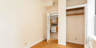 2323 North Kedzie Boulevard Gallery 8