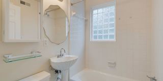 3bed 2bath West End Duplex Gallery 20