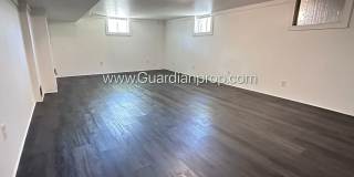 Crosstown Side By Side, Washer/Dryer In Unit, 1 Garage Space, Hardwood Floors, Dishwasher Gallery 14