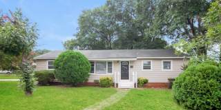 906 North Broad Street Gallery 1