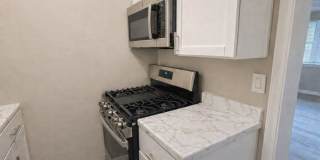 2026 Move-In Special – $500 LEASE SIGNING BONUS!! Comfortable 2BR Condo with Easy Metro Access Gallery 1