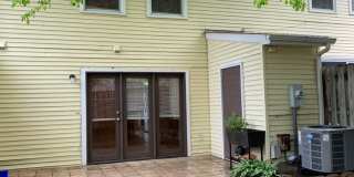 3 Bedroom 2.5 Bath Townhouse Gallery 31