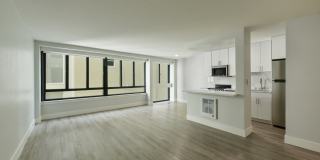 2000 Broadway Street Apartments Gallery 1