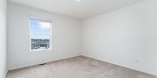 6818 Gateway Crossing Street Gallery 25
