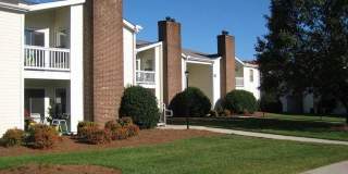 Affordable Housing - Fox Hollow Apartment Homes Gallery 23