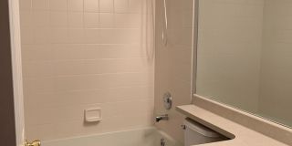 Charming three bedroom home for Rent on Butterfield Gallery 10