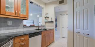 500 Uno Lago Drive Gallery 4