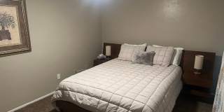 2 Bedroom Condo with One Car Garage Gallery 18