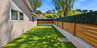Spacious with vaulted ceilings! Gallery 1