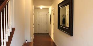 1548 KINNAIRD Terrace NE Gallery 3