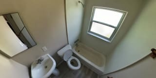 601 W Jackson St Gallery 2