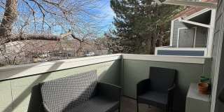 Bright & Updated 2Bd/1Ba Condo in Aurora Gallery 15