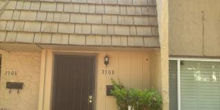 Pet friendly 2 bedroom townhouse Gallery 1