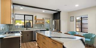 1629 N 16th Avenue Gallery 21