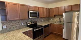 1404 E State St Apartments Gallery 2