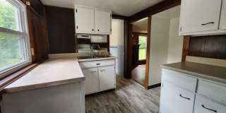 3 Bedroom 1 bath HomeCharming Updated Home in Quiet Bedford Neighborhood Gallery 3