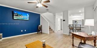 525 NE 6th Pl Gallery 8