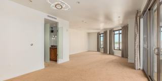 7175 E Camelback Road Gallery 12