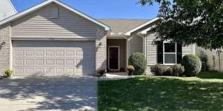 Well-maintained 3BR/2BD Fenced Ranch Gallery 1