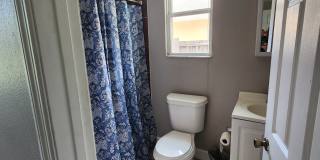 8212 North Dakota Avenue Gallery 16