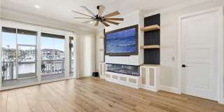 5545 E Harbor Village Drive Gallery 4