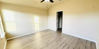704 Silver Wing Drive Gallery 13