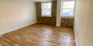 Andrews Court Gallery 74