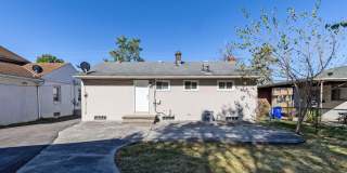 3134 Medina Avenue Gallery 18