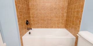 Gorgeous 3 Bedroom 2.5 Bathroom Townhome- Located in Stone Creek Village, Cary! Available August 14th! Gallery 24