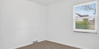 3 bedroom bungalow - $1200 Gallery 17