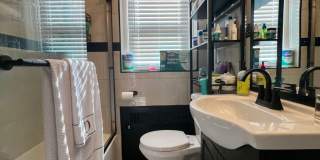 Stunning 3-Bed Twin Home in Lansdowne! Available May 1st! Gallery 19