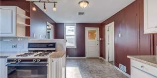 Pre-leasing September - 4bd/2bath Gallery 3