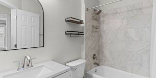 45426 Clarkes Crossing Square Gallery 40