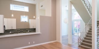 Contemporary Architectural 3bed 3bath + Office + Studio - Prime Mt. Washington Gallery 7