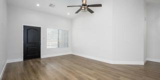 274 N Delaware Street Gallery 21