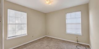 1825 Hunters Path Gallery 9