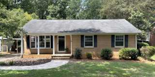 Charming Brick Ranch Home In Cambridge Park Community Gallery 1