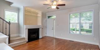 206 S Cedar Street Gallery 2