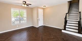 BEAUTIFUL 3 BEDROOM 2.5 BATH FEATURING A LUXURY KITCHEN WITH WHITE GRANITE COUNTERS, GRAY CABINETS, & SAMSUNG STAINLESS STEEL APPLIANCES***EASY ACCESS TO RANDOLPH AFB, 1604, I-10, & SHOPPING BEAUTIFUL 3 BEDROOM 2.5 BATH FEATURING A LUXURY KITCHEN WITH WHITE GRANITE COUNTERS, GRAY CABINETS, & SAMSUNG STAINLESS STEEL APPLIANCES***EASY ACCESS TO RANDOLPH AFB, 1604, I-10, & SHOPPING Gallery 6