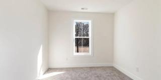 Room in 3 Bedroom Home at Maplewood Dr Room in 3 Bedroom Home at Maplewood Dr Gallery 20