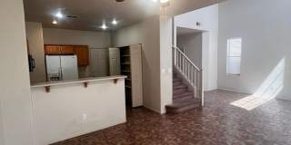 Beautiful Townhome in Gated Black Mountain Vistas (Henderson) Gallery 4
