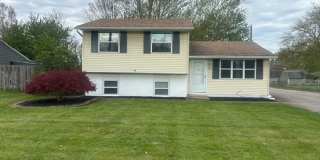 Check out this 4 Bedroom 1.5 Bath West Area of Lorain. Gallery 1