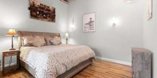 1756 Liberty Lane Gallery 15