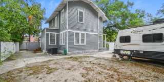 6810 N NAVIN AVENUE Gallery 78