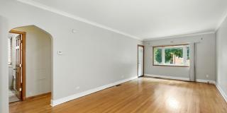 5837 W Peterson Ave Gallery 5