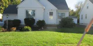 118 Maxwell Ave Gallery 1