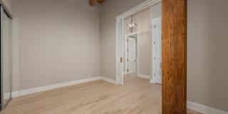 1017 W Washington Boulevard Gallery 21