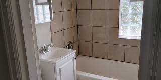 2 Bed, 1 Bath Home for Rent Gallery 11