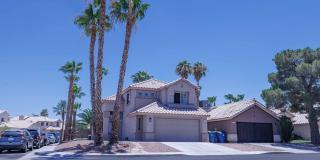 Newly Refreshed 4 Bedroom Home Gallery 1