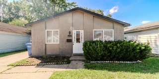 Welcome to this 3-Bedroom, 1-Bathroom, Fully Equipped Kitchen, Washer and Dryer Gallery 1